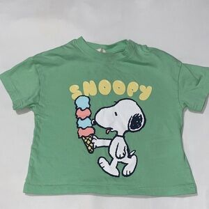 H&M Green Snoopy Tee with Ice Cream Graphic